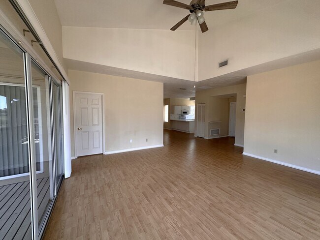 Building Photo - 2 Bedroom 2 Bath in Plantation Bay in Ormond Beach