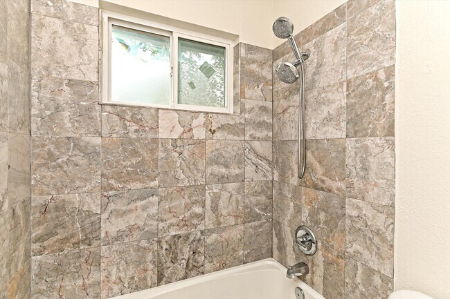 Building Photo - 3706 Harpers Ferry Ln