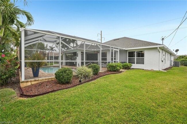 Building Photo - 3717 Agualinda Blvd