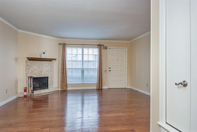 Building Photo - 3212 Daniel Ave