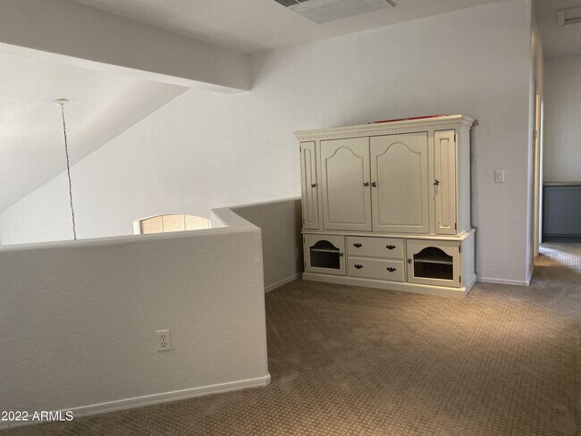 Building Photo - 5171 W Karen Dr