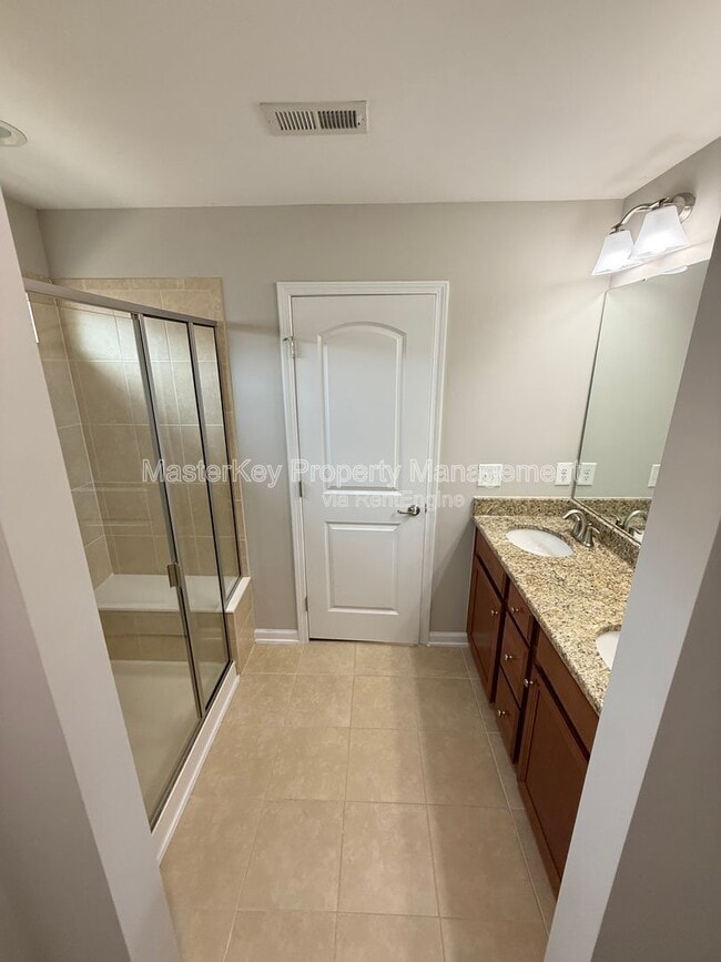 Building Photo - 9312 Lennox Laurel Cir