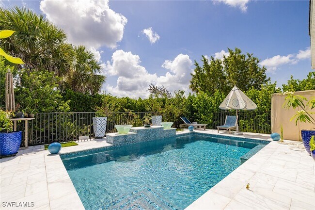 Building Photo - 9020 St Lucia Dr