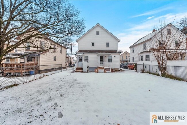 Building Photo - 124 S 7th Ave