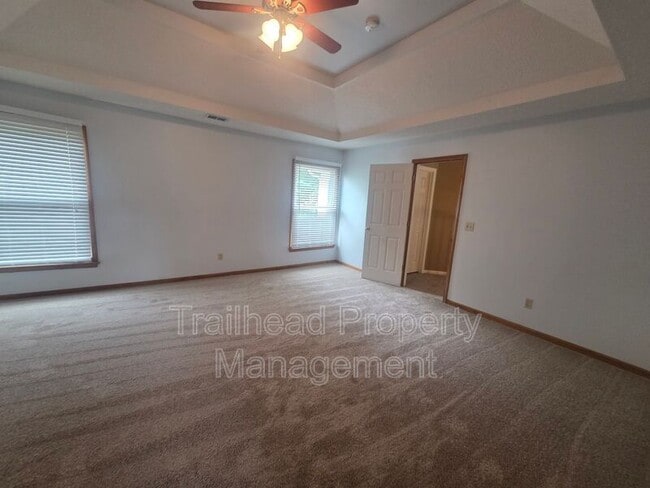 Building Photo - 14002 Goodman St