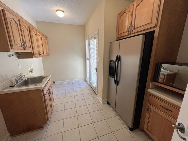 Building Photo - 850 Cold Creek Cove