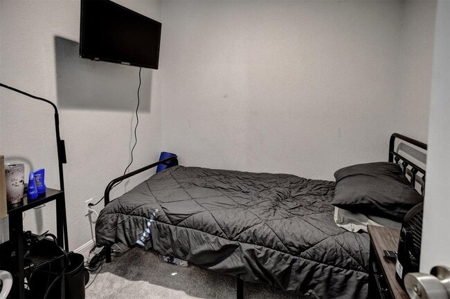 Building Photo - 205 Driftwood Ln