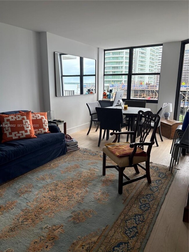 Building Photo - 1865 Brickell Ave