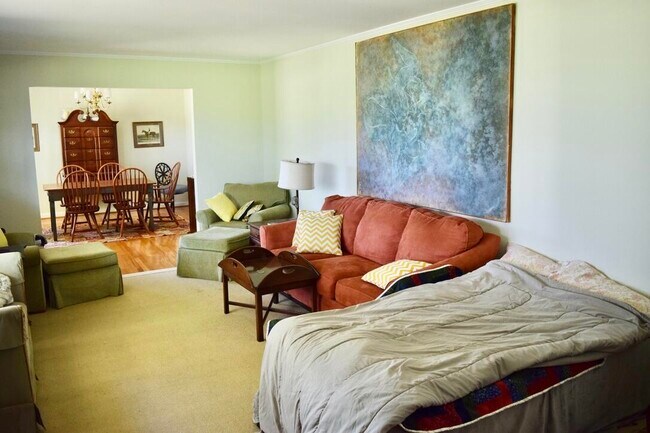 Building Photo - 4622 Whiskey Rd