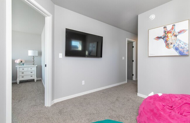 Building Photo - 4-bedroom, 3.5-bathroom West Fargo Single-Family Home w/ 3 Stall Garage