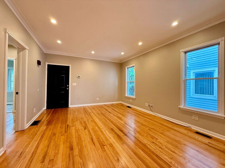 Building Photo - 2130 N 73rd Ave