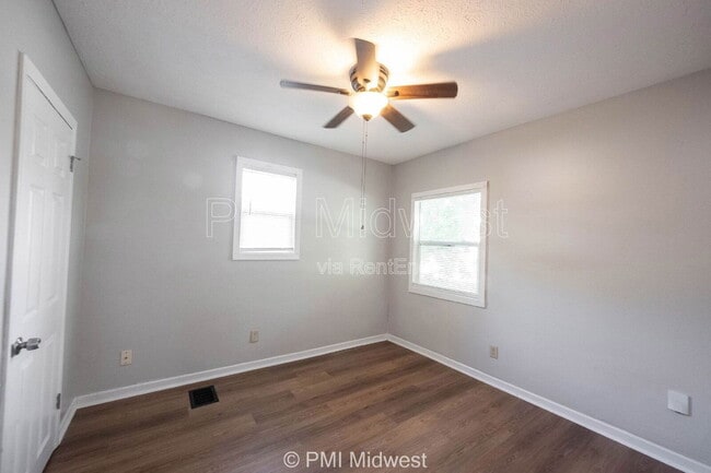 Building Photo - 3026 S Rybolt Ave