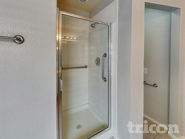 Building Photo - 821 Stafford Station Dr