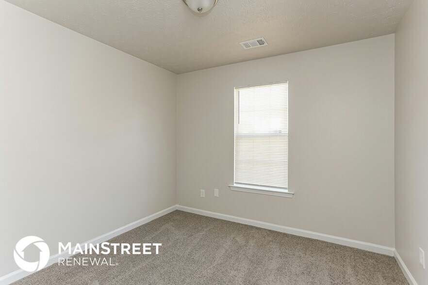 Building Photo - 8147 Mountain Pass