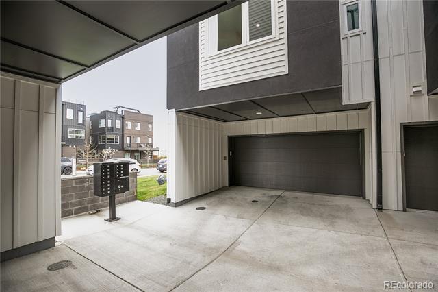 Building Photo - 1275 Stuart St