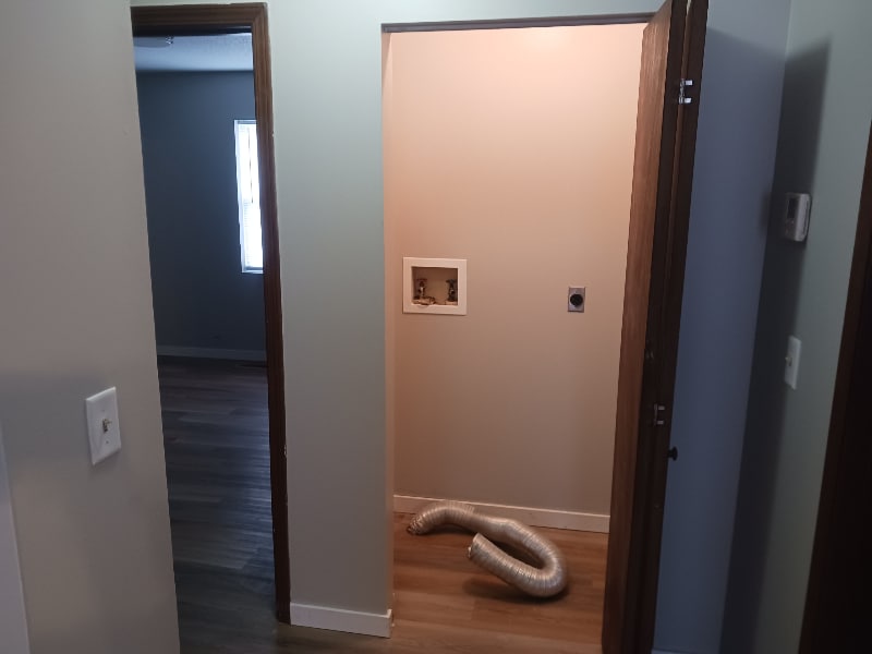 Building Photo - 811 Bruns Ln