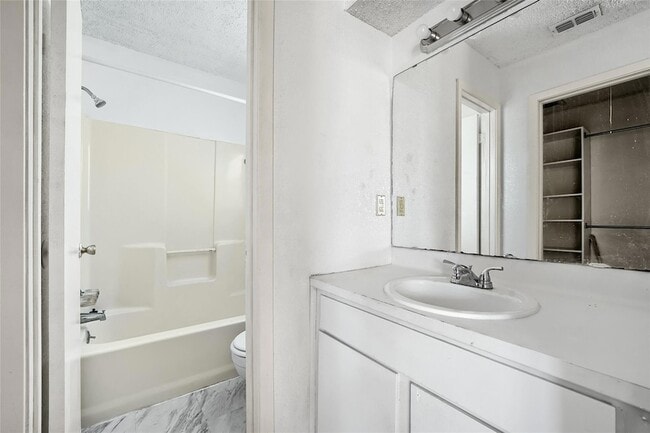 Building Photo - 7214 Salt Springs Dr