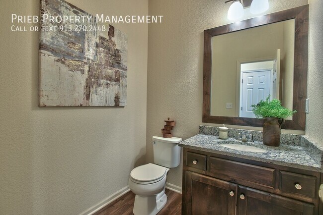 Building Photo - 8851 Inkster St