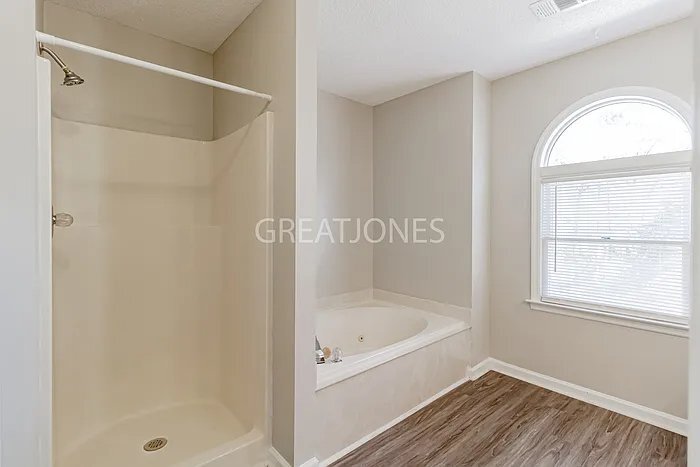 Building Photo - 103 Eastwick Ct