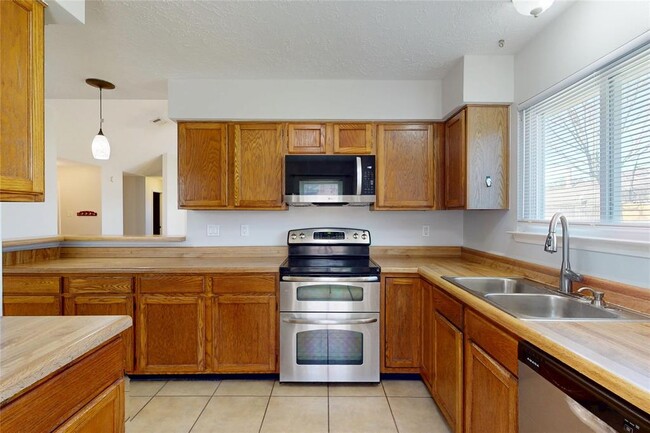 Building Photo - 4838 Ingleside Ct