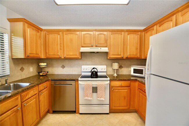 Building Photo - 6150 Gulfport Blvd S