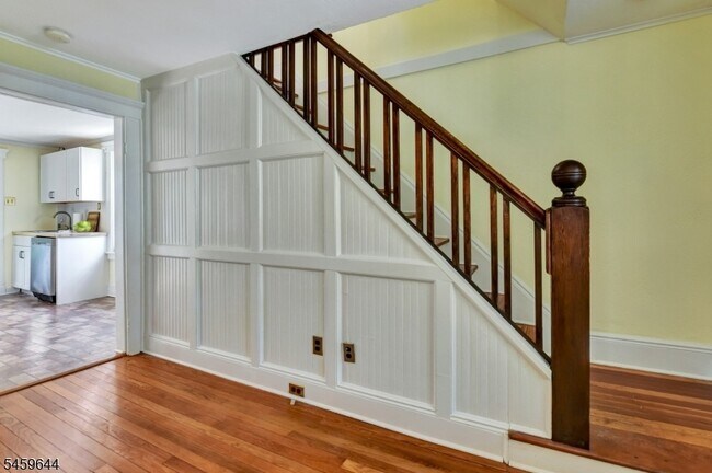 Building Photo - 509 Farview St