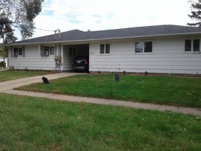 Building Photo - 502 S. Congress