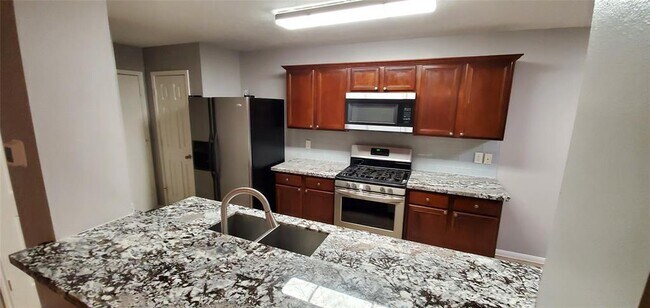 Building Photo - 5106 Prosperity Cir