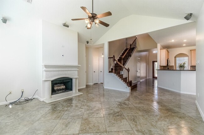 Building Photo - 11414 Summit Bay Dr