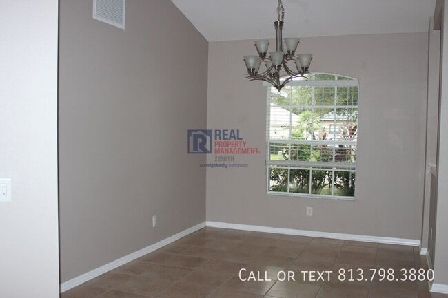 Building Photo - 13655 Artesa Bell Dr