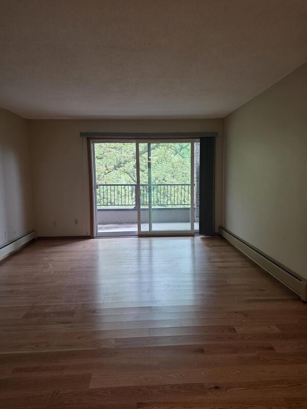 Building Photo - 2210 Midland Grove Rd