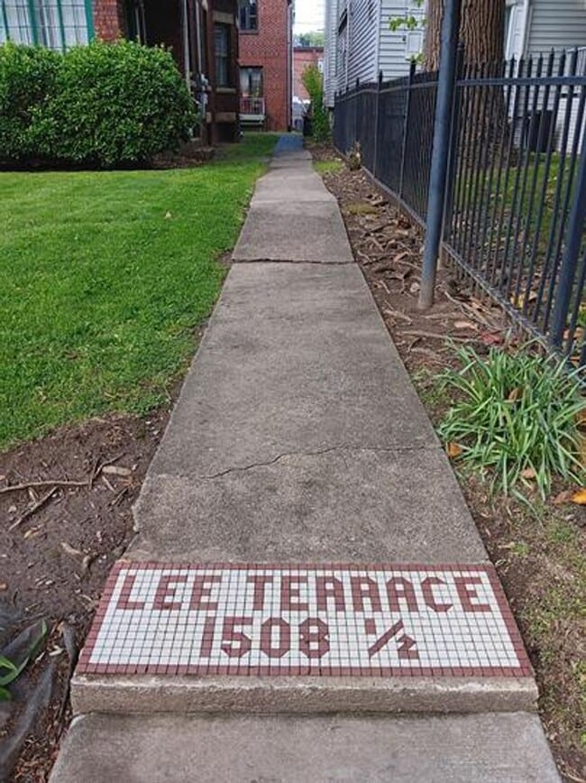 Building Photo - 1508 1/2 Lee Street East