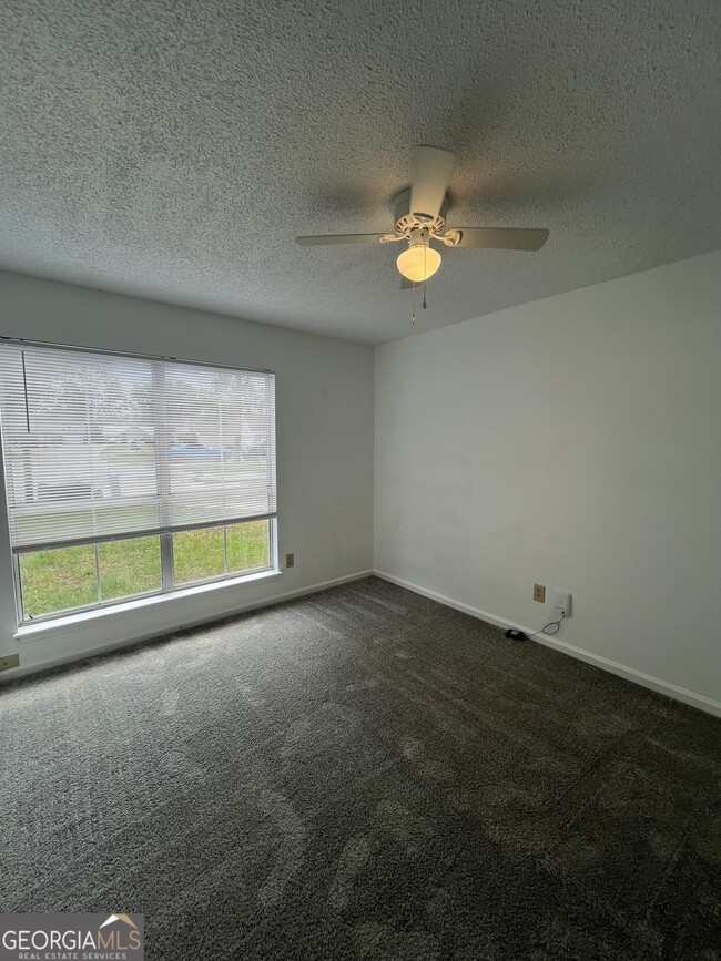 Building Photo - 127 Spinnaker Cir