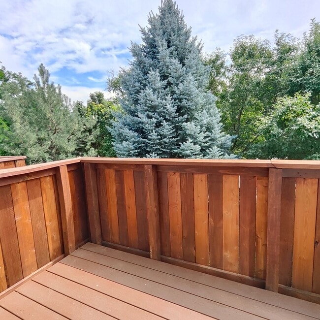 Building Photo - Two Bedroom Condo For Rent In Downtown Bou...