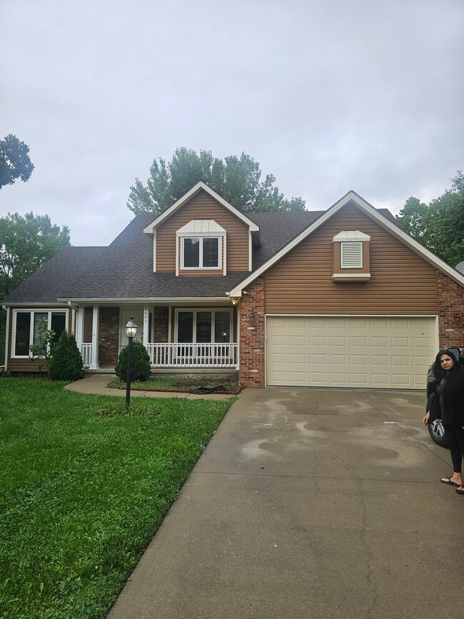 Building Photo - 4403 Windsor Ct