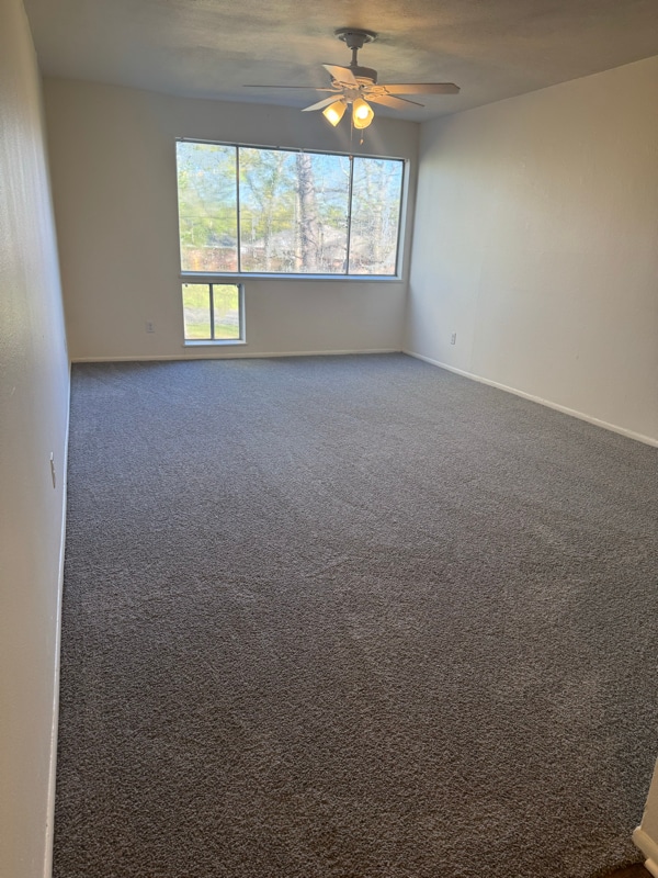 Building Photo - 701 Canada St