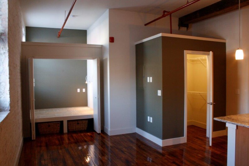 Building Photo - 425 N Prince St