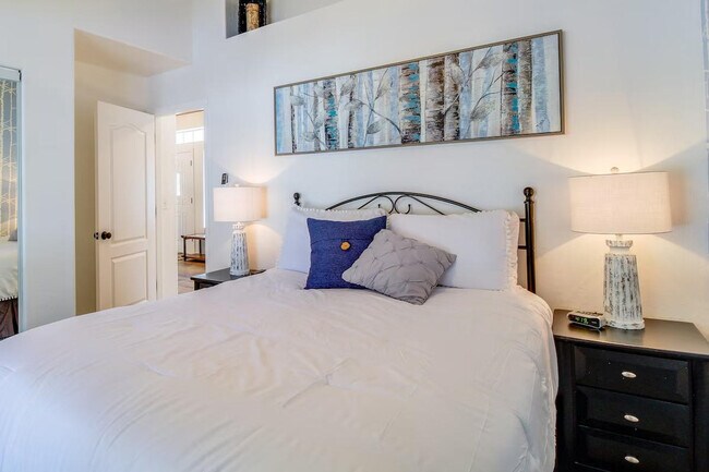 Building Photo - 311 S 16th St