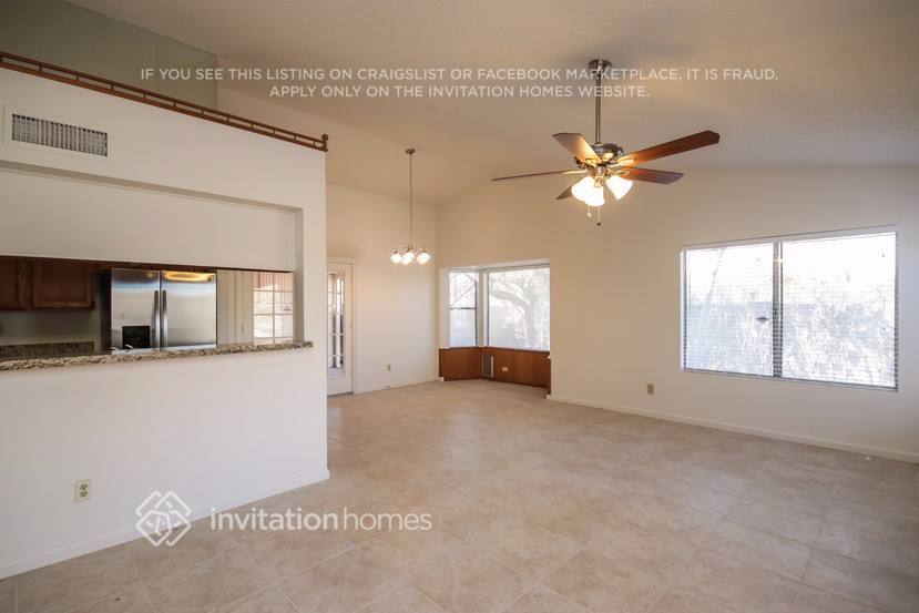 Building Photo - 17910 N 88th Dr