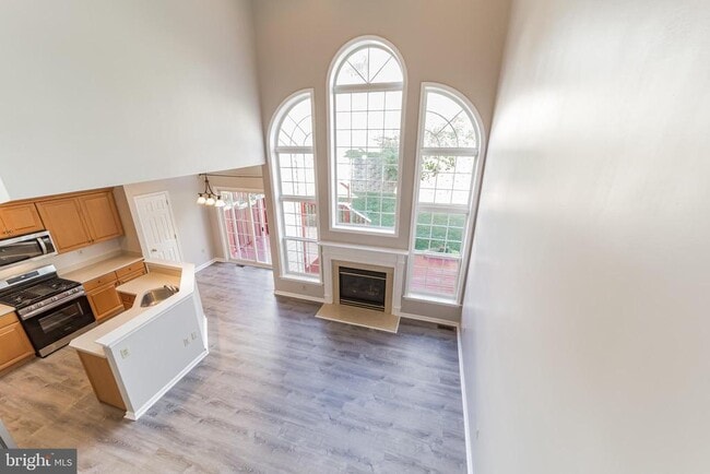 Building Photo - 40 Madison Way