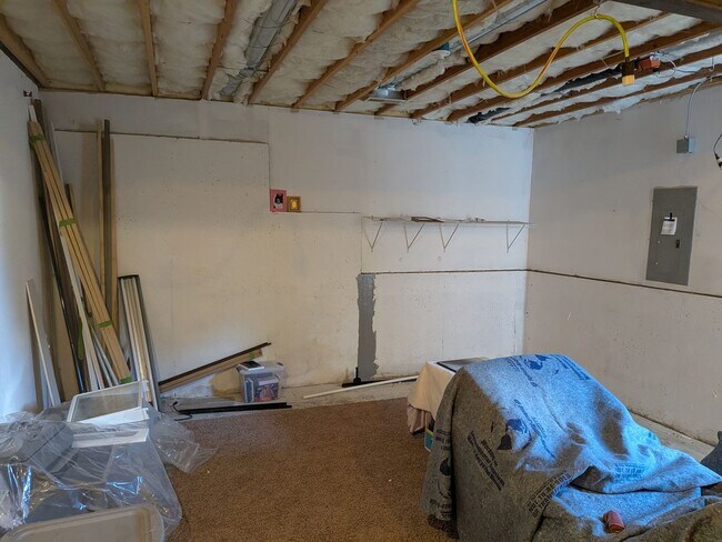 Building Photo - 4108 Cedar Crest Ln