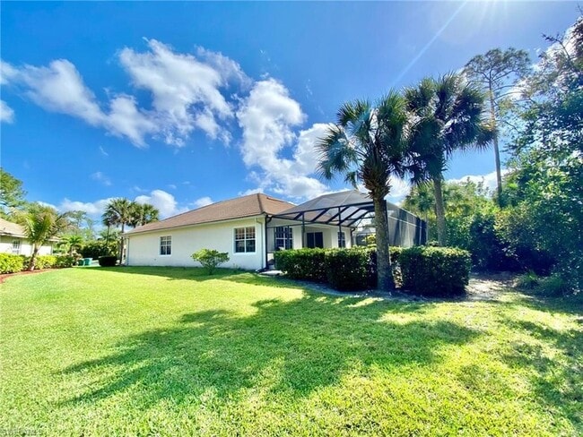 Building Photo - 15590 Vallecas Ln