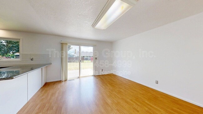 Building Photo - 2314 SE 53rd Ave