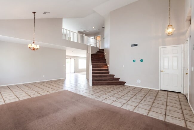 Building Photo - 16186 N 158th Dr