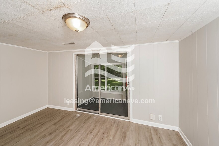 Building Photo - 349 Center Avenue Northwest, 35073; #69004 - 69004