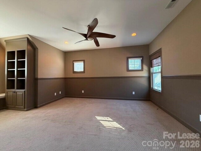 Building Photo - 15124 Sapphire Hill Ln