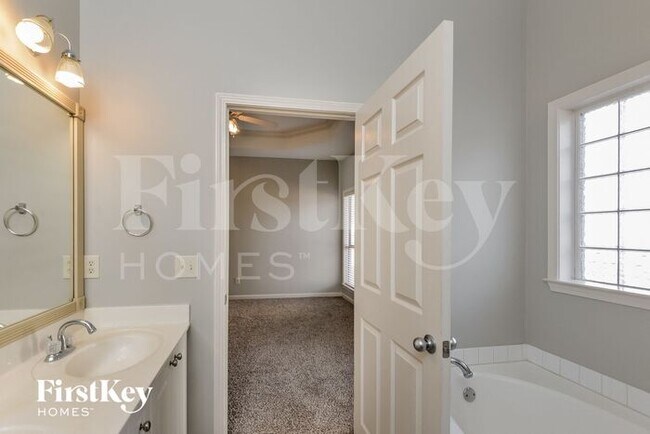 Building Photo - 2519 Joey Adkins Dr