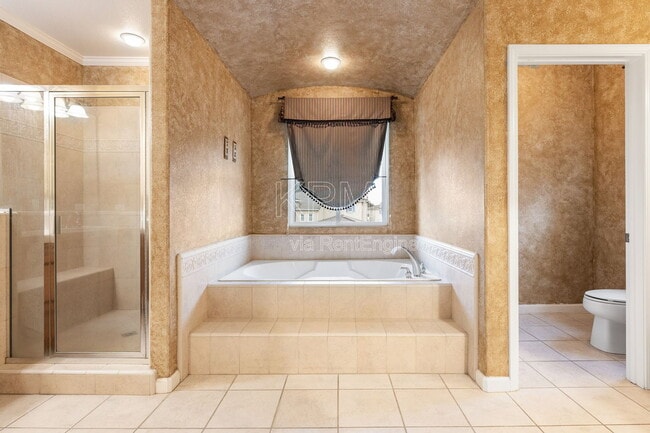 Building Photo - 5956 St Andrews Dr