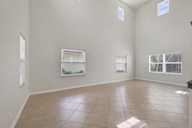 Building Photo - 136 Behring Way