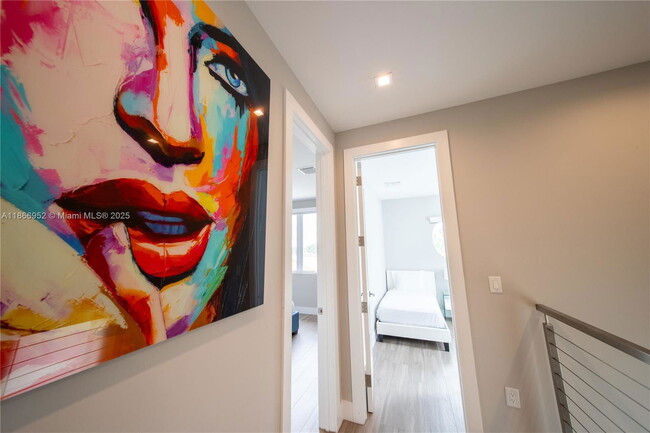 Building Photo - 3653 SW 26th St